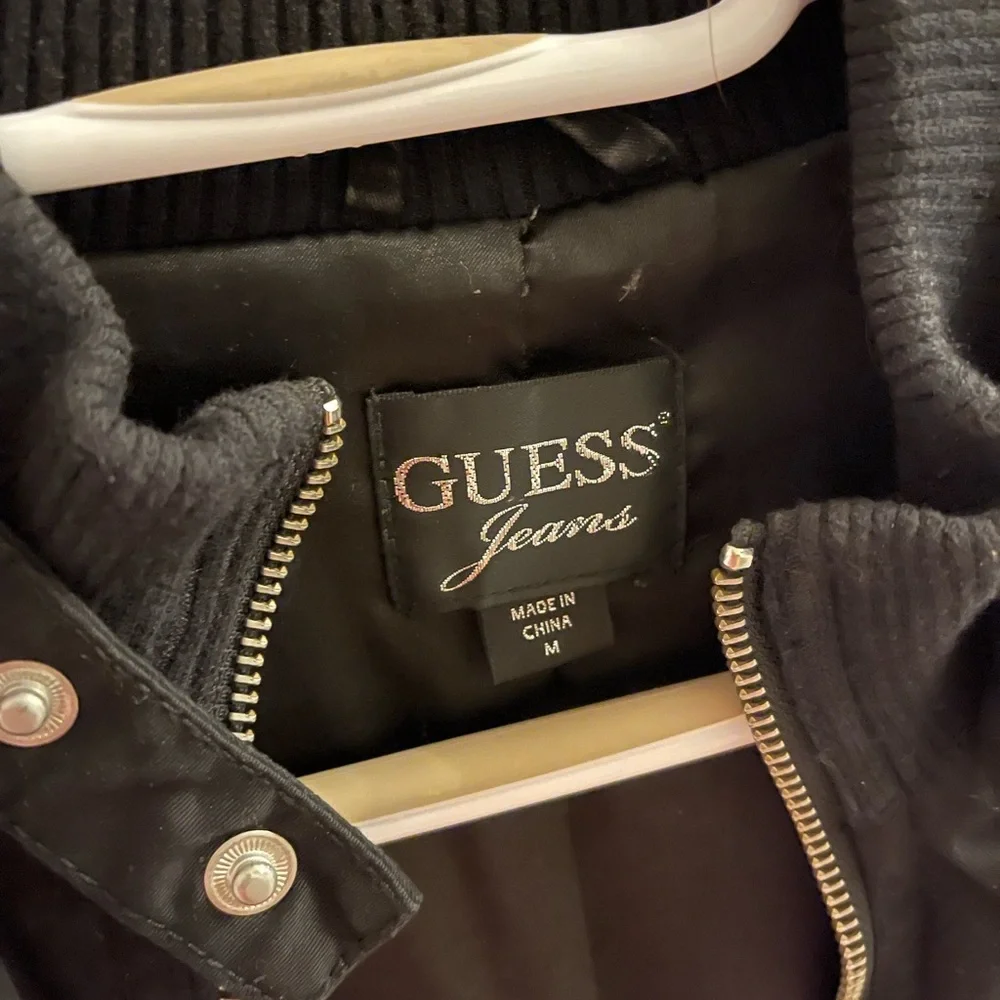 Guess Jacket - Picture 2 of 5